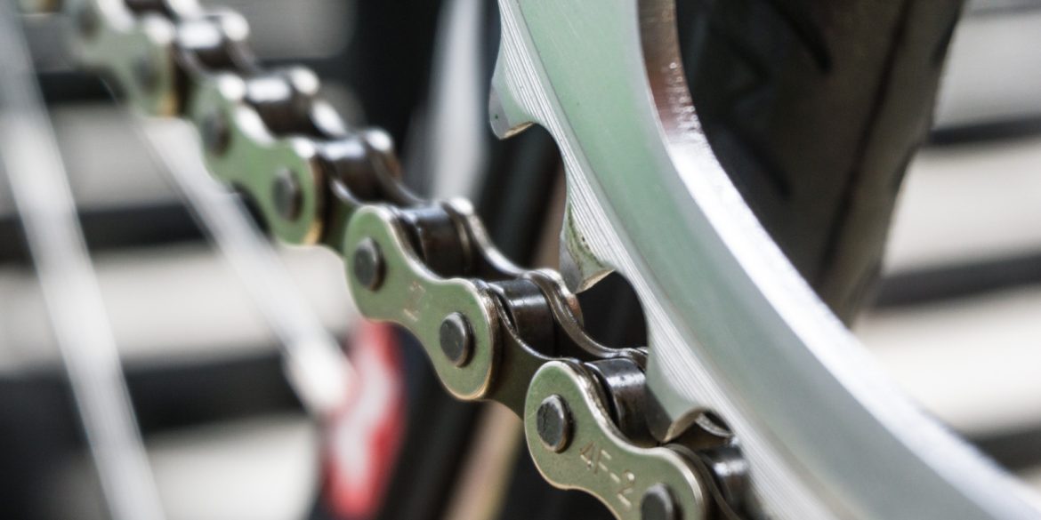 Cadena y plato de bicicleta