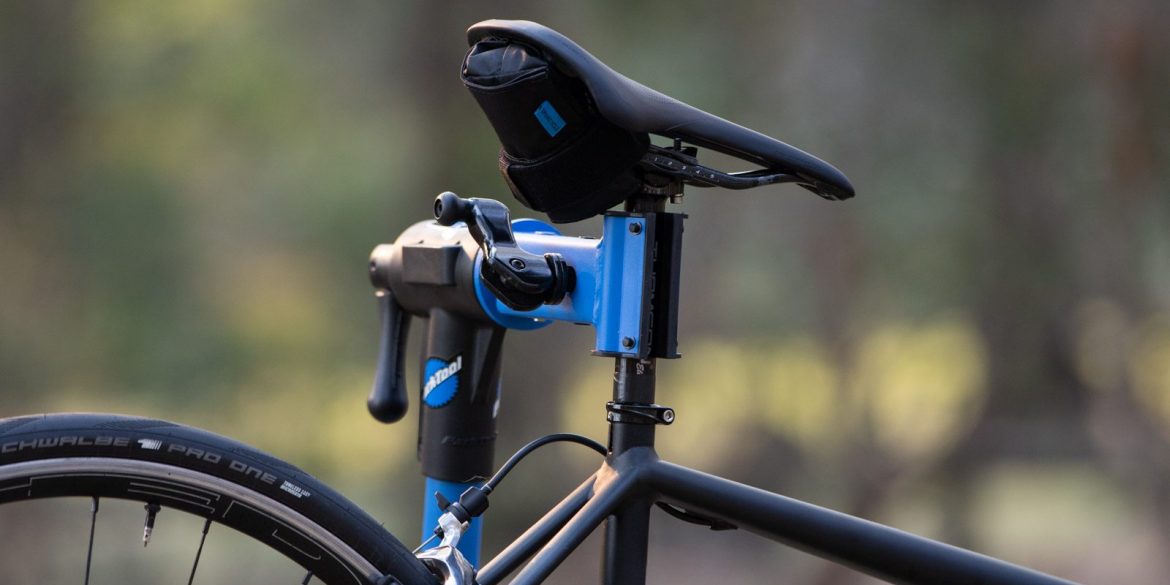 Soporte para reparar bicicletas